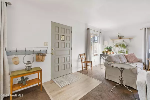 241 S Mount Vernon AVE, Prescott, AZ 86303