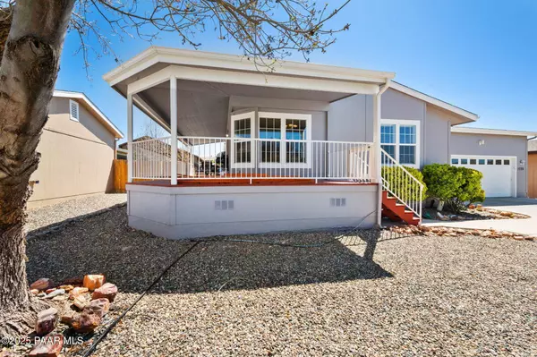 1725 Sarafina DR, Prescott, AZ 86301