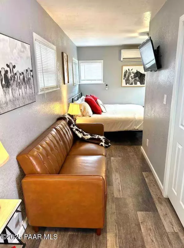 217 Grove AVE, Prescott, AZ 86301