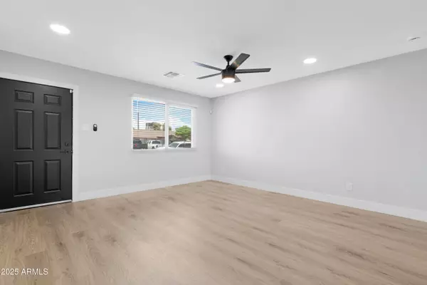 3607 N 79TH Avenue, Phoenix, AZ 85033