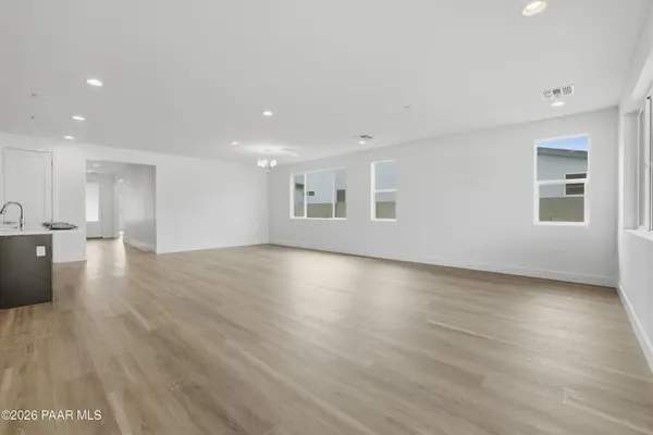 7456 E Louie LN, Prescott Valley, AZ 86315