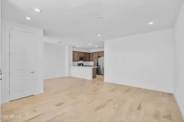 11300 N CASA DEGA Drive #1068, Surprise, AZ 85388