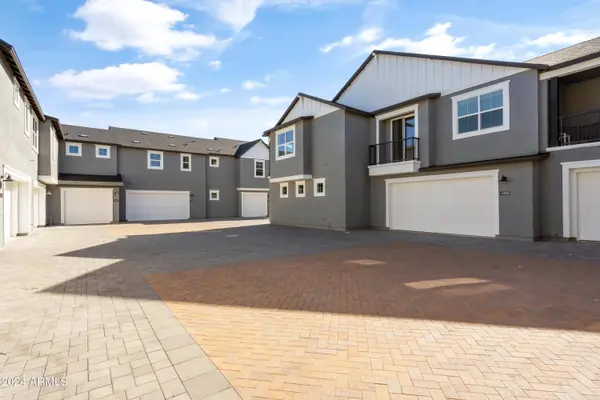 11300 N CASA DEGA Drive #1068, Surprise, AZ 85388