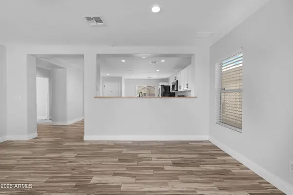 11553 W GREEN Drive, Youngtown, AZ 85363