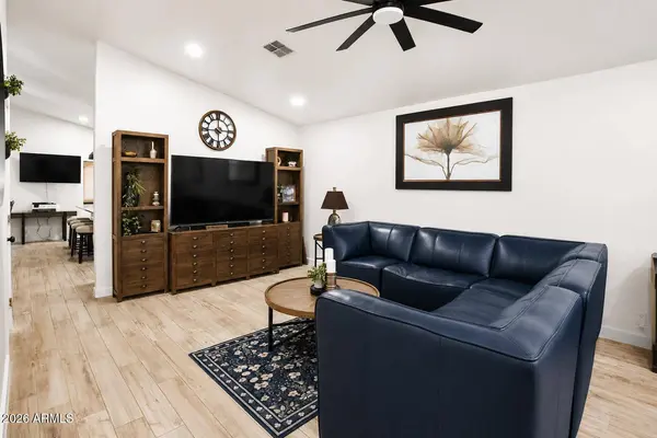 9213 W ATHENS Street, Peoria, AZ 85382