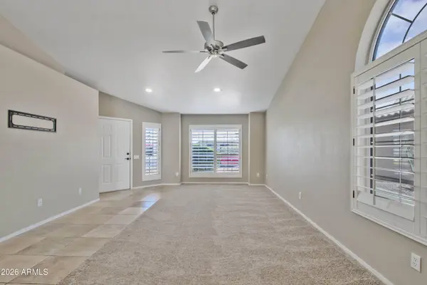 6023 W BLACKHAWK Drive, Glendale, AZ 85308