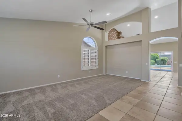 6023 W BLACKHAWK Drive, Glendale, AZ 85308