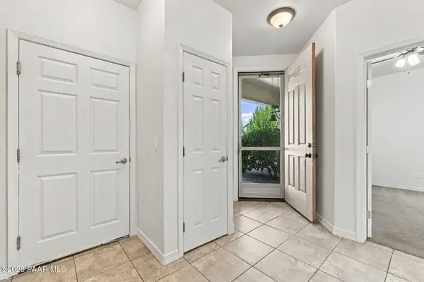 11519 E Wingfoot CT, Dewey-humboldt, AZ 86327