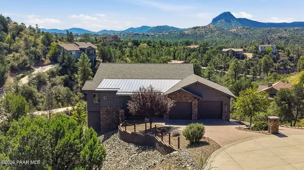 2358 W Oakwood DR
