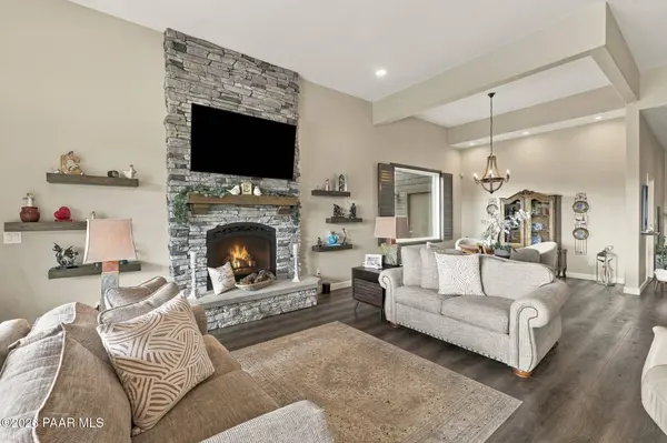 2358 W Oakwood DR, Prescott, AZ 86305