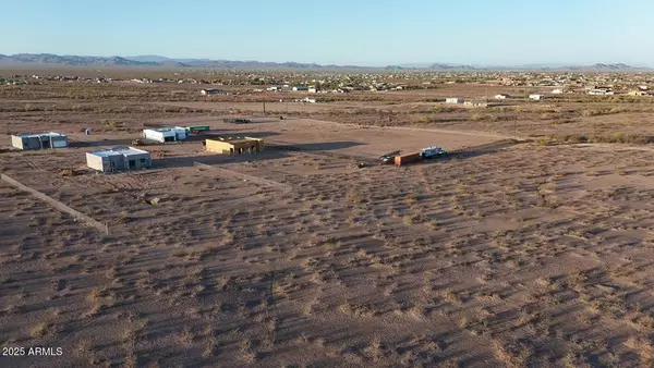 235XX W Radford Rd, Wittmann, AZ 85361