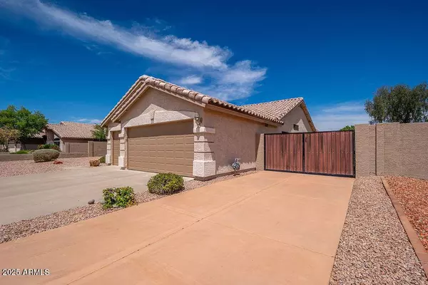 6988 W Monte Lindo --, Glendale, AZ 85310