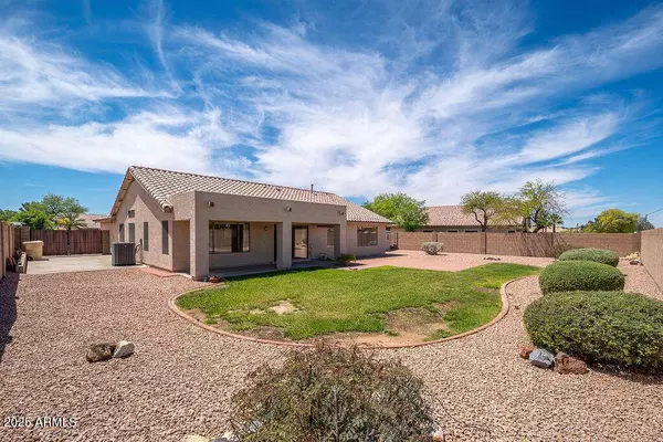 6988 W Monte Lindo --, Glendale, AZ 85310