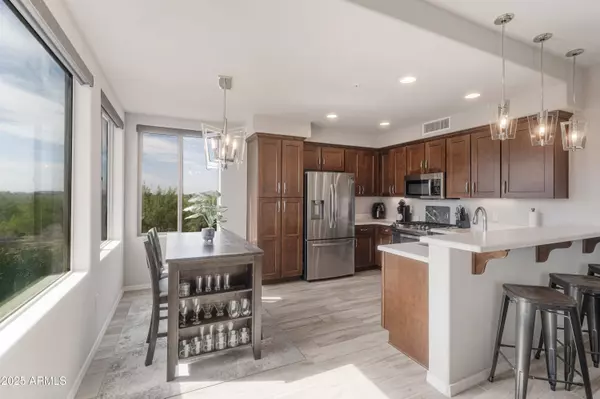 17850 N 68th Street #2045, Phoenix, AZ 85045