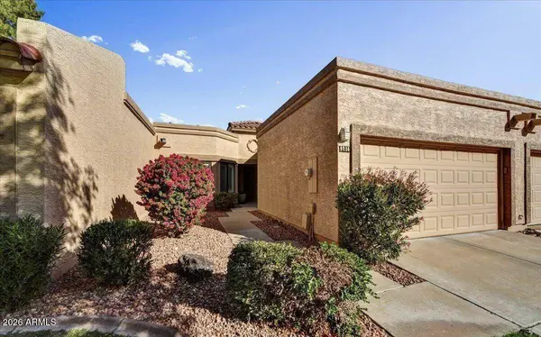 9716 W TONTO Lane, Peoria, AZ 85382