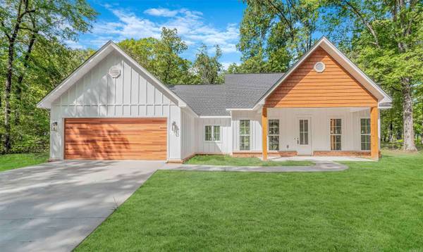 19287 M & M Lane, Little Rock, AR 72206-9999