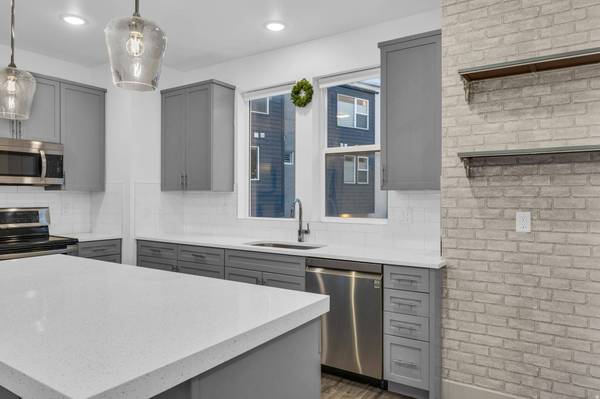 6356 W BIRCH RUN RD S, South Jordan, UT 84009