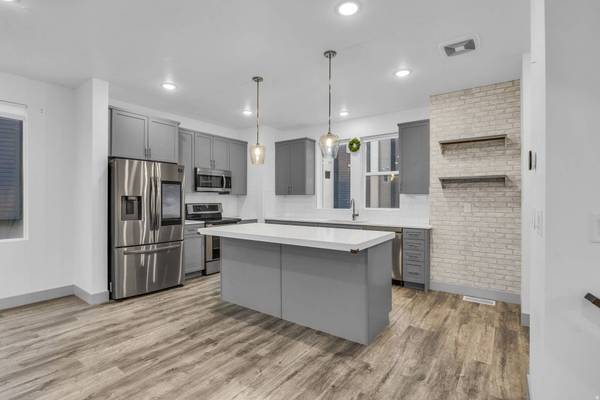 6356 W BIRCH RUN RD S, South Jordan, UT 84009