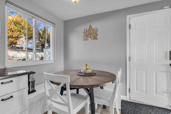 1992 W AFTON CIR N, Layton, UT 84041