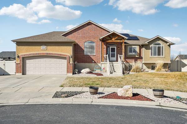 4317 S 3350 W, West Haven, UT 84401