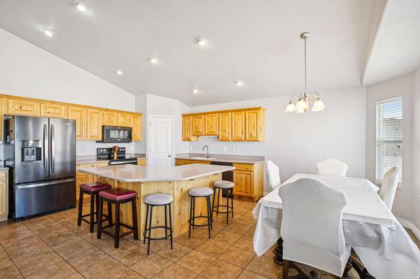 4317 S 3350 W, West Haven, UT 84401