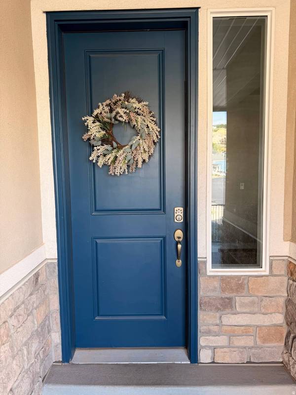 452 S SUNSET RIDGE DR, North Salt Lake, UT 84054