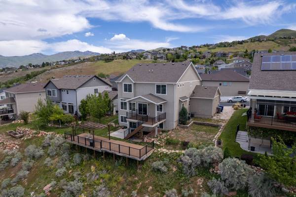 452 S SUNSET RIDGE DR, North Salt Lake, UT 84054