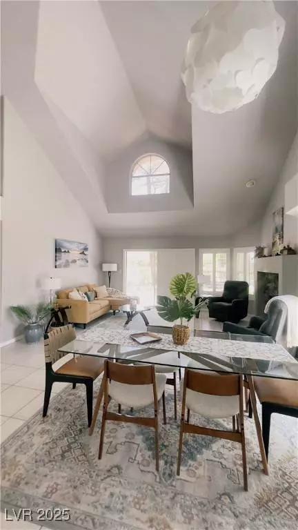 6954 Emerald Springs LN, Las Vegas, NV 89113