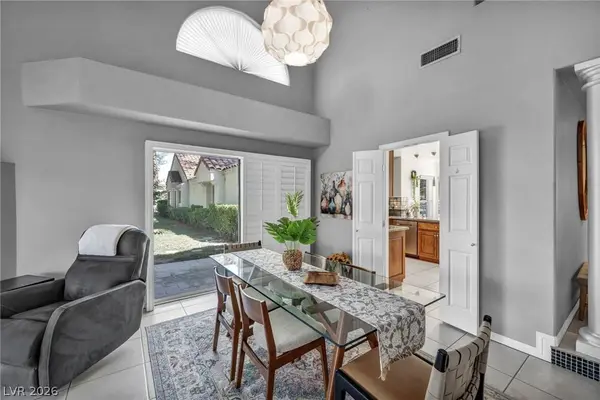 6954 Emerald Springs LN, Las Vegas, NV 89113