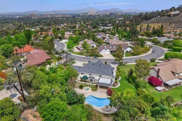 2484 Chauncy PL, Riverside, CA 92506