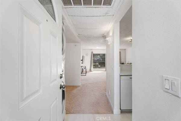 324 Tangelo #325, Irvine, CA 92618