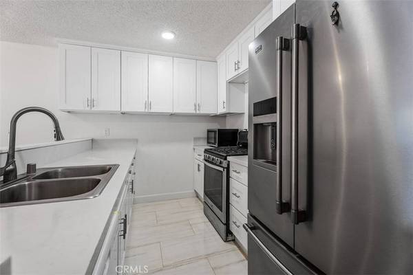 324 Tangelo #325, Irvine, CA 92618