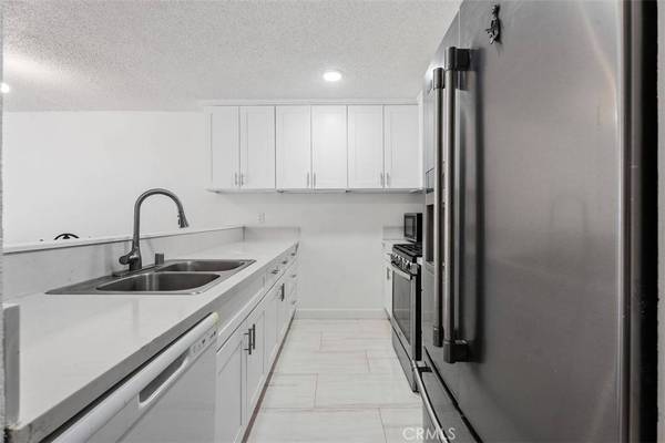 324 Tangelo #325, Irvine, CA 92618