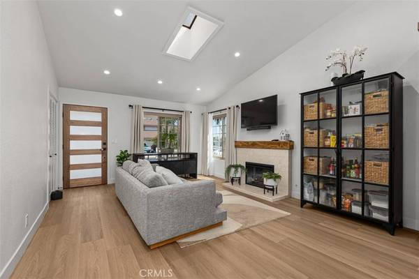 25802 Sycamore, Laguna Hills, CA 92653