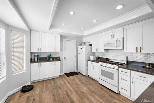 36 Lone Pne #39, Irvine, CA 92604