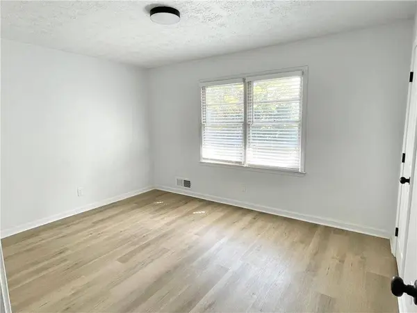 359 Mimosa DR, Buford, GA 30518