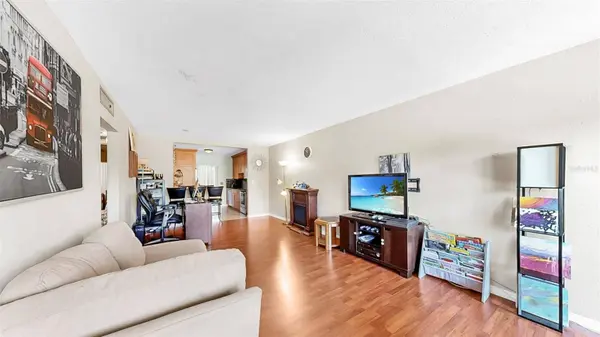 5150 10TH AVE N #310A, St Petersburg, FL 33710