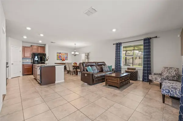 5017 GOLDEN FIG LN, Wimauma, FL 33598