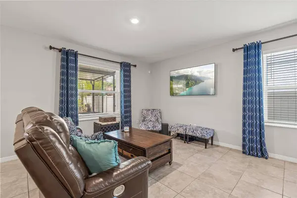 5017 GOLDEN FIG LN, Wimauma, FL 33598