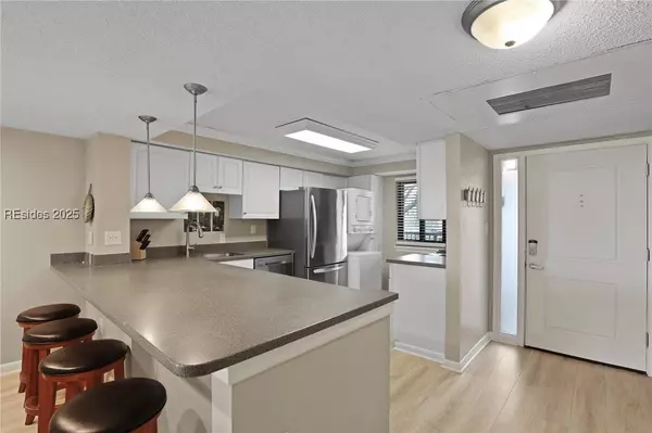 85 Folly Field RD #6204, Hilton Head Island, SC 29928