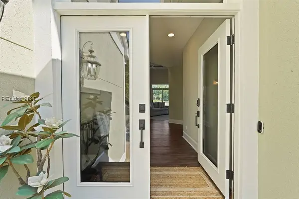 49 Fairway Winds PL, Hilton Head Island, SC 29928