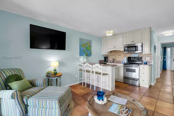 40 Folly Field RD #B345, Hilton Head Island, SC 29928