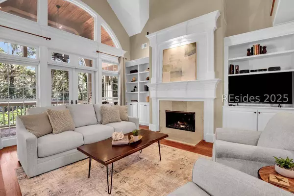 4 Narragansett LN, Hilton Head Island, SC 29928