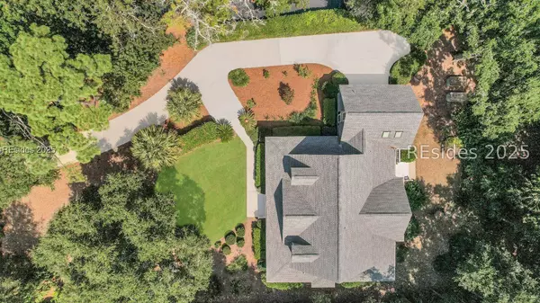 4 Narragansett LN, Hilton Head Island, SC 29928