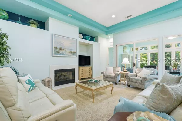 50 Wedgefield DR, Hilton Head Island, SC 29926