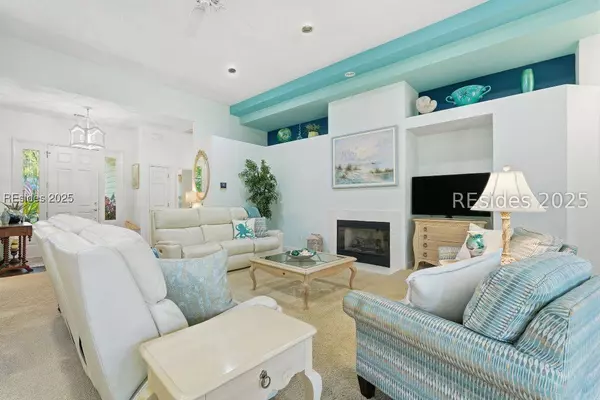 50 Wedgefield DR, Hilton Head Island, SC 29926