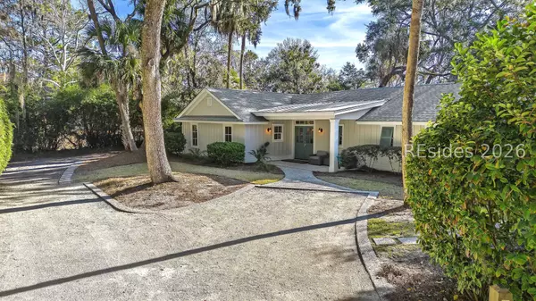 7 Sandpiper ST, Hilton Head Island, SC 29928