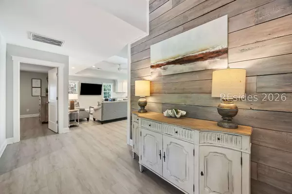 7 Sandpiper ST, Hilton Head Island, SC 29928