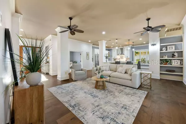 14 Sunset PL, Hilton Head Island, SC 29926