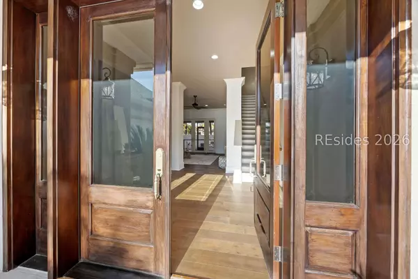 14 Sunset PL, Hilton Head Island, SC 29926